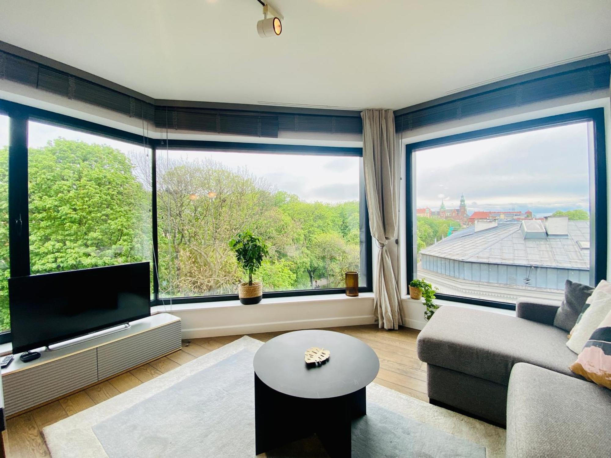 Panorama View By Mint